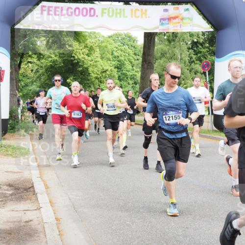 29.06.2025 - hella hamburg halbmarathon MichiJ http://msf.ph/oto/8343847 29.06.2025 10:40:25 Zwischen KM18-KM19 1061, 1549, 2082, 4770, 6511, 6512, 6628, 7177, 7274, 8361, 9065, 10895, 11551, 11588, 11589, 11604, 12155, 12482, 12712, 13147, 15430, 15502, 15690, 16986, 18831, 18879, 18915 meine-sportfotos.de