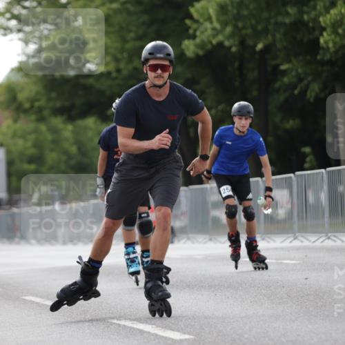 29.06.2025 - hella hamburg halbmarathon Jannik Wohlers http://msf.ph/oto/8343990 29.06.2025 09:02:40 Lombardsbrücke  meine-sportfotos.de