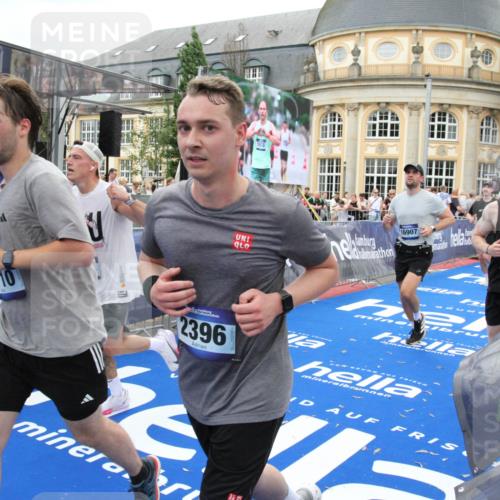 29.06.2025 - hella hamburg halbmarathon Michael Strokosch http://msf.ph/oto/8344081 29.06.2025 10:51:53 Ziel 2396, 2818, 2823, 2880, 4297, 7224, 8710, 8819, 8856, 9793, 9959, 12224, 13799, 15427, 15727, 16907, 17682, 17815, 17962, 19053, 19137 meine-sportfotos.de
