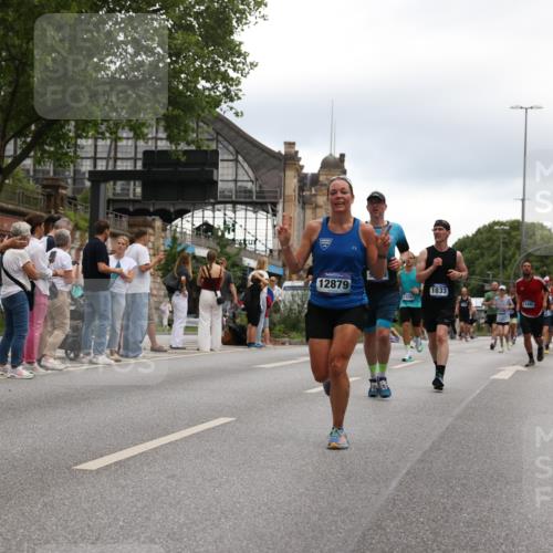 29.06.2025 - hella hamburg halbmarathon Yannick Fuchs http://msf.ph/oto/8344235 29.06.2025 10:52:21 20KM 1319, 1595, 1833, 2159, 2250, 2619, 2656, 2996, 3251, 4319, 4550, 4708, 4767, 5277, 5675, 6138, 6147, 6592, 7082, 7659, 7856, 8089, 9230, 9553, 9555, 10020, 10268, 10319, 10518, 10703, 11394, 11605, 11808, 11846, 12378, 12495, 12585, 12734, 12735, 12879, 13287, 13512, 13654, 13694, 13880, 14266, 14355, 14673, 15197, 15434, 15527, 16189, 17531, 17665, 17814, 17827, 18727, 18985 meine-sportfotos.de