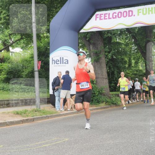 29.06.2025 - hella hamburg halbmarathon KatJ http://msf.ph/oto/8344297 29.06.2025 10:19:48 Zwischen KM18-KM19 3845 meine-sportfotos.de