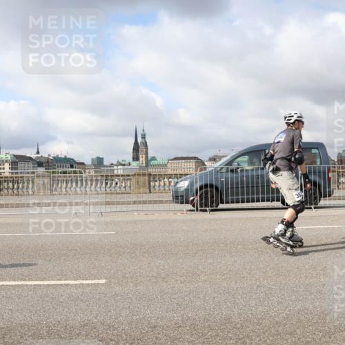 29.06.2025 - hella hamburg halbmarathon Lena Gebhardt http://msf.ph/oto/8344318 29.06.2025 09:09:08 Lombardsbrücke 362 meine-sportfotos.de