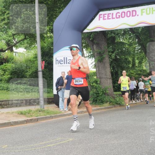 29.06.2025 - hella hamburg halbmarathon KatJ http://msf.ph/oto/8344333 29.06.2025 10:19:48 Zwischen KM18-KM19 3845 meine-sportfotos.de