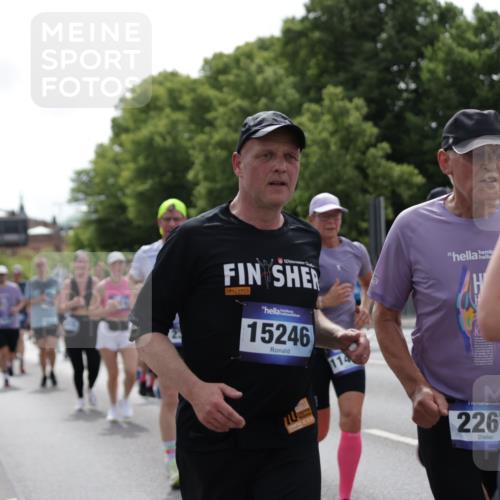 29.06.2025 - hella hamburg halbmarathon Jannik Wohlers http://msf.ph/oto/8344358 29.06.2025 10:42:45 Lombardsbrücke 1149, 1467, 1788, 1816, 2103, 2158, 2267, 2361, 2971, 3074, 3518, 3638, 3764, 4056, 4177, 4302, 4680, 5067, 5268, 5610, 5755, 5967, 7043, 7461, 7872, 8184, 8435, 8795, 8991, 9072, 9304, 9644, 9976, 10180, 10536, 11093, 11443, 11649, 11671, 12485, 12603, 13049, 13417, 13526, 13676, 13684, 13685, 13786, 13852, 15246, 15509, 15514, 15717, 16055, 16263, 16264, 16789, 16840, 17609, 17921, 18434, 18435, 18540, 18898, 19115 meine-sportfotos.de