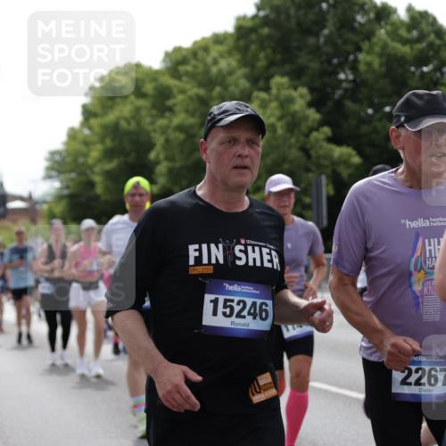 29.06.2025 - hella hamburg halbmarathon Jannik Wohlers http://msf.ph/oto/8344383 29.06.2025 10:42:45 Lombardsbrücke 1149, 1467, 1788, 1816, 2103, 2158, 2267, 2361, 2971, 3074, 3518, 3638, 3764, 4056, 4177, 4302, 4680, 5067, 5268, 5610, 5755, 5967, 7043, 7461, 7872, 8184, 8435, 8795, 8991, 9072, 9304, 9644, 9976, 10180, 10536, 11093, 11443, 11649, 11671, 12485, 12603, 13049, 13417, 13526, 13676, 13684, 13685, 13786, 13852, 15246, 15509, 15514, 15717, 16055, 16263, 16264, 16789, 16840, 17609, 17921, 18434, 18435, 18540, 18898, 19115 meine-sportfotos.de