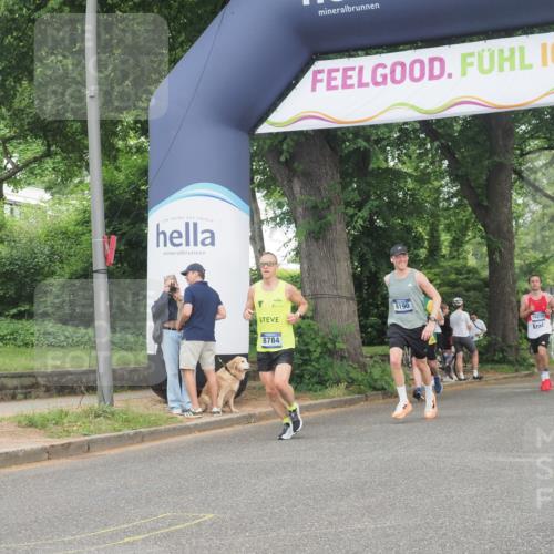 29.06.2025 - hella hamburg halbmarathon KatJ http://msf.ph/oto/8344512 29.06.2025 10:19:49 Zwischen KM18-KM19 3845 meine-sportfotos.de