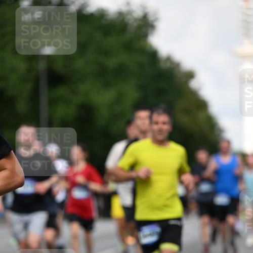 29.06.2025 - hella hamburg halbmarathon Dr. Thomas Lammeyer http://msf.ph/oto/8344560 29.06.2025 09:56:03 Kennedybrücke 1057, 1139, 1169, 1220, 1512, 1604, 3305, 4080, 4565, 4871, 4915, 5007, 5011, 5336, 6373, 6711, 7185, 7432, 7710, 7865, 7961, 8564, 8852, 9444, 10099, 10251, 10493, 10691, 10741 meine-sportfotos.de