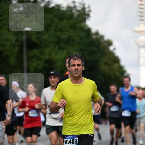 29.06.2025 - hella hamburg halbmarathon Dr. Thomas Lammeyer http://msf.ph/oto/8344596 29.06.2025 09:56:04 Kennedybrücke 1057, 1139, 1169, 1220, 1512, 1604, 3305, 4080, 4565, 4871, 4915, 5007, 5011, 5336, 6373, 6711, 7185, 7432, 7451, 7710, 7865, 7961, 8467, 8564, 8852, 9444, 10099, 10251, 10493, 10691, 10741 meine-sportfotos.de