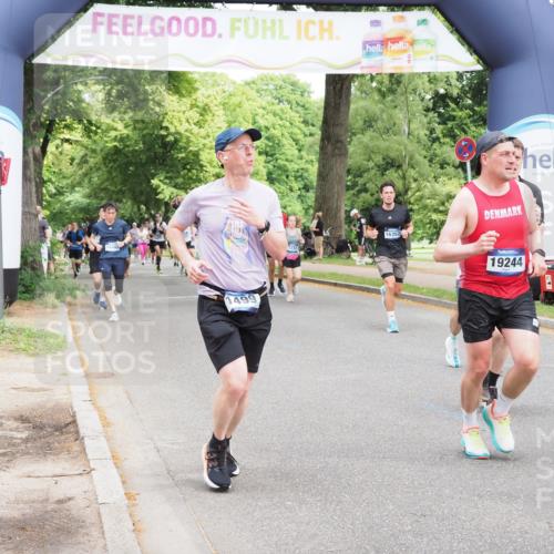 29.06.2025 - hella hamburg halbmarathon MichiJ http://msf.ph/oto/8344755 29.06.2025 10:40:29 Zwischen KM18-KM19 1061, 1499, 1549, 2074, 4770, 6628, 6877, 6897, 9065, 9163, 10895, 11551, 11588, 11589, 11604, 12155, 15430, 15690, 16357, 16477, 16986, 17130, 18831, 18915, 19244 meine-sportfotos.de