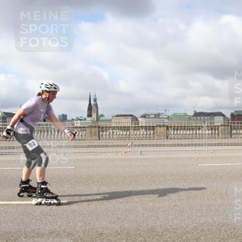29.06.2025 - hella hamburg halbmarathon Lena Gebhardt http://msf.ph/oto/8344804 29.06.2025 09:09:08 Lombardsbrücke 82 meine-sportfotos.de