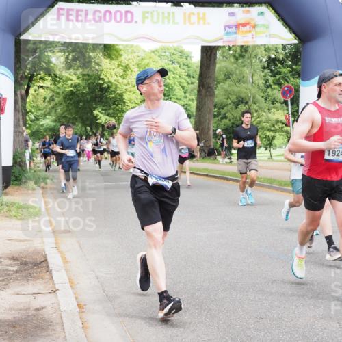 29.06.2025 - hella hamburg halbmarathon MichiJ http://msf.ph/oto/8344810 29.06.2025 10:40:29 Zwischen KM18-KM19 1061, 1499, 1549, 2074, 4770, 6628, 6877, 6897, 9065, 9163, 10895, 11551, 11588, 11589, 11604, 12155, 15430, 15690, 16357, 16477, 16986, 17130, 18831, 18915, 19244 meine-sportfotos.de