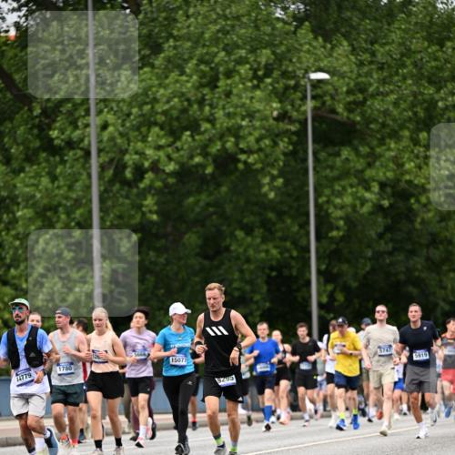 29.06.2025 - hella hamburg halbmarathon Dr. Thomas Lammeyer http://msf.ph/oto/8344869 29.06.2025 10:40:33 Kennedybrücke 1036, 1102, 1183, 1224, 1284, 3243, 3741, 3990, 4902, 4937, 5012, 5171, 5240, 5246, 5540, 5747, 5919, 6021, 6381, 6417, 6896, 7927, 8530, 9229, 9295, 9694, 9701, 10119, 10336, 10341, 10531 meine-sportfotos.de
