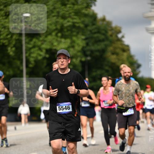 29.06.2025 - hella hamburg halbmarathon Dr. Thomas Lammeyer http://msf.ph/oto/8345003 29.06.2025 10:18:17 Kennedybrücke 1131, 1406, 2990, 3020, 3154, 3728, 3756, 3834, 3939, 5191, 5546, 5670, 6028, 6083, 6089, 7209, 7442, 7802, 7840, 7991, 8001, 8147, 8409, 9663, 9845, 10610, 10977, 11355 meine-sportfotos.de