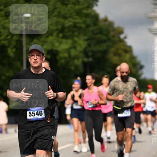 29.06.2025 - hella hamburg halbmarathon Dr. Thomas Lammeyer http://msf.ph/oto/8345126 29.06.2025 10:18:18 Kennedybrücke 1131, 1406, 1480, 2990, 3020, 3154, 3728, 3756, 3834, 3939, 5191, 5546, 5670, 6028, 6083, 6089, 6366, 7209, 7442, 7802, 7840, 7991, 8001, 8147, 8409, 9663, 9845, 10610, 10977, 11355 meine-sportfotos.de