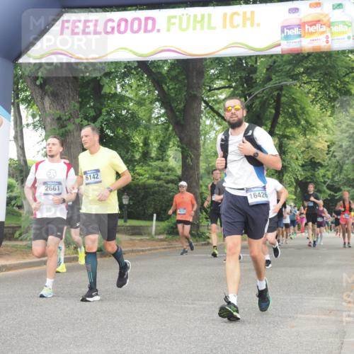 29.06.2025 - hella hamburg halbmarathon KatJ http://msf.ph/oto/8345140 29.06.2025 10:49:28 Zwischen KM18-KM19 1147, 1184, 2661, 3625, 5058, 5379, 6142 meine-sportfotos.de