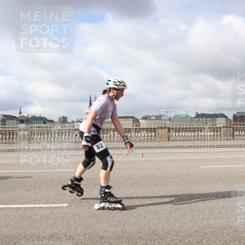 29.06.2025 - hella hamburg halbmarathon Lena Gebhardt http://msf.ph/oto/8345309 29.06.2025 09:09:09 Lombardsbrücke 82 meine-sportfotos.de