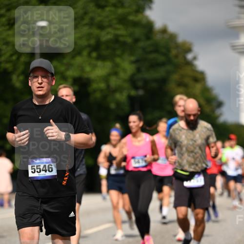 29.06.2025 - hella hamburg halbmarathon Dr. Thomas Lammeyer http://msf.ph/oto/8345378 29.06.2025 10:18:18 Kennedybrücke 1131, 1406, 1480, 2990, 3020, 3154, 3728, 3756, 3834, 3939, 5191, 5546, 5670, 6028, 6083, 6089, 6366, 7209, 7442, 7802, 7840, 7991, 8001, 8147, 8409, 9663, 9845, 10610, 10977, 11355 meine-sportfotos.de
