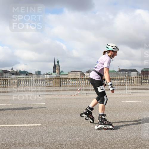 29.06.2025 - hella hamburg halbmarathon Lena Gebhardt http://msf.ph/oto/8345726 29.06.2025 09:09:09 Lombardsbrücke 82 meine-sportfotos.de
