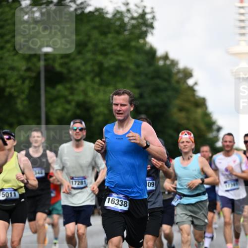 29.06.2025 - hella hamburg halbmarathon Dr. Thomas Lammeyer http://msf.ph/oto/8345831 29.06.2025 09:56:06 Kennedybrücke 1057, 1139, 1169, 1220, 1415, 1512, 1604, 2233, 3305, 4080, 4871, 4915, 5007, 5011, 5336, 6373, 6711, 7067, 7185, 7191, 7432, 7451, 7710, 7865, 7961, 8467, 8852, 9444, 10099, 10251, 10493, 10691, 10741 meine-sportfotos.de