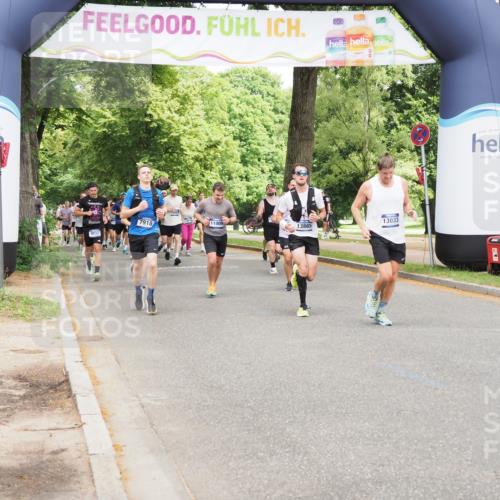 29.06.2025 - hella hamburg halbmarathon MichiJ http://msf.ph/oto/8345842 29.06.2025 10:40:36 Zwischen KM18-KM19 3999, 6877, 7232, 9032, 12490, 13033, 13803, 13865, 16357, 16780, 18487 meine-sportfotos.de