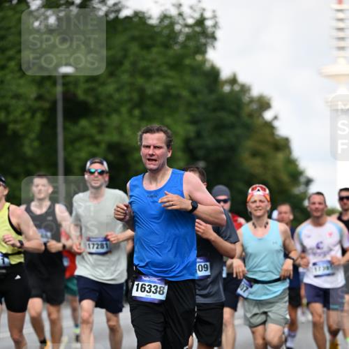 29.06.2025 - hella hamburg halbmarathon Dr. Thomas Lammeyer http://msf.ph/oto/8345869 29.06.2025 09:56:06 Kennedybrücke 1057, 1139, 1169, 1220, 1415, 1512, 1604, 2233, 3305, 4080, 4871, 4915, 5007, 5011, 5336, 6373, 6711, 7067, 7185, 7191, 7432, 7451, 7710, 7865, 7961, 8467, 8852, 9444, 10099, 10251, 10493, 10691, 10741 meine-sportfotos.de