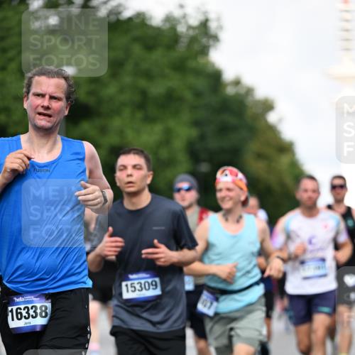29.06.2025 - hella hamburg halbmarathon Dr. Thomas Lammeyer http://msf.ph/oto/8346015 29.06.2025 09:56:07 Kennedybrücke 1057, 1139, 1169, 1220, 1415, 1512, 1604, 2233, 3109, 3305, 4080, 4871, 4915, 5007, 5011, 5336, 5477, 6373, 6711, 7067, 7191, 7432, 7451, 7710, 7865, 7961, 8467, 8852, 9444, 10099, 10251, 10493, 10691, 10741 meine-sportfotos.de