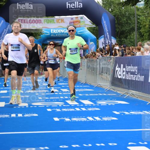 29.06.2025 - hella hamburg halbmarathon Strokosch-Dieckow http://msf.ph/oto/8346277 29.06.2025 10:53:10 Ziel 2074, 2111, 2208, 3059, 3258, 4121, 7312, 7383, 7864, 8273, 8361, 9142, 9537, 12875, 14323, 15179, 16929, 16986, 19208 meine-sportfotos.de