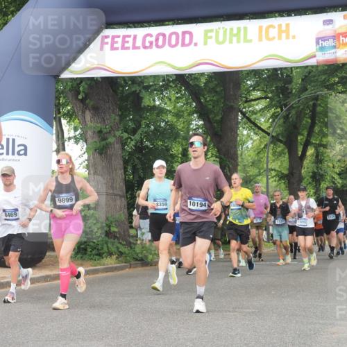 29.06.2025 - hella hamburg halbmarathon KatJ http://msf.ph/oto/8346517 29.06.2025 10:49:44 Zwischen KM18-KM19 1114, 4859, 6311, 8469 meine-sportfotos.de