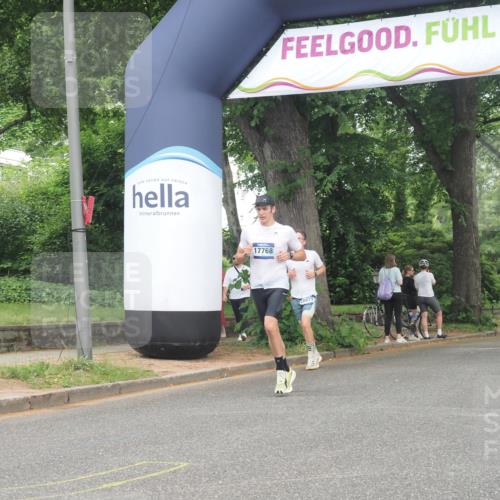 29.06.2025 - hella hamburg halbmarathon KatJ http://msf.ph/oto/8346537 29.06.2025 10:20:04 Zwischen KM18-KM19 3379, 8323 meine-sportfotos.de