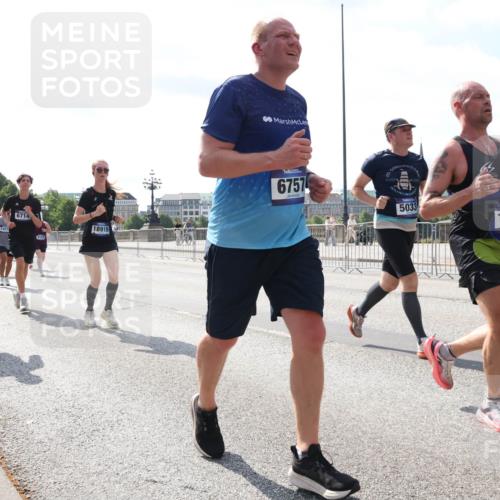 29.06.2025 - hella hamburg halbmarathon Lena Gebhardt http://msf.ph/oto/8346580 29.06.2025 10:00:55 Lombardsbrücke 1007, 1457, 6714, 9124, 18919, 6757, 20, 5033, 1340, 1130, 1544, 1568, 1583, 1611, 1681, 1726, 2236, 2354, 2363, 2426, 2474, 2490, 2936, 2982, 3059, 3141, 3400, 3625, 3740, 3794, 3983, 4068, 4238, 4579, 4616, 4708, 4767, 4945, 5033, 5418, 5643, 5870, 6138, 6147, 6443, 6487, 6531, 6714, 6757, 6835, 7658, 7757, 7759, 7761, 8255, 8326, 8478, 8632, 8923, 9124, 9553, 9555, 9577, 9932, 10074, 10188, 10271, 10599 meine-sportfotos.de