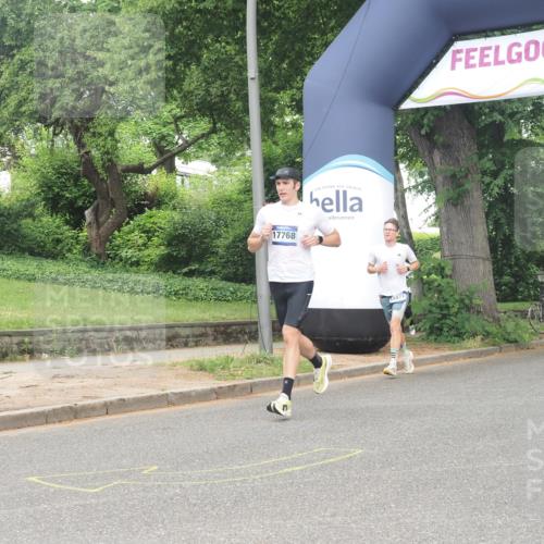 29.06.2025 - hella hamburg halbmarathon KatJ http://msf.ph/oto/8346642 29.06.2025 10:20:05 Zwischen KM18-KM19 3379, 8323 meine-sportfotos.de