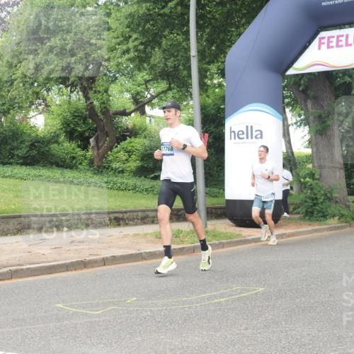 29.06.2025 - hella hamburg halbmarathon KatJ http://msf.ph/oto/8346670 29.06.2025 10:20:05 Zwischen KM18-KM19 3379, 8323 meine-sportfotos.de