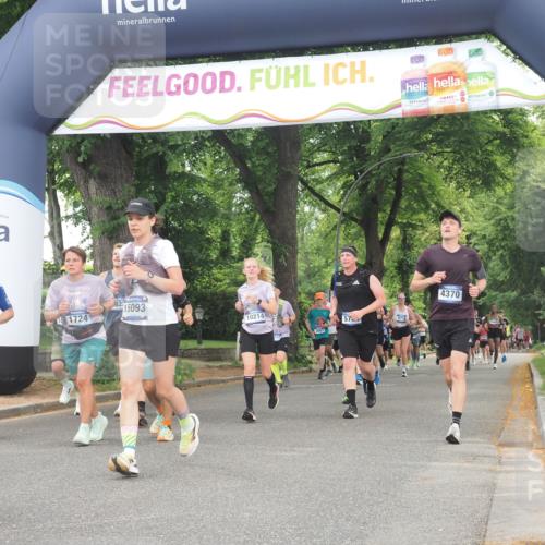 29.06.2025 - hella hamburg halbmarathon KatJ http://msf.ph/oto/8346701 29.06.2025 10:49:48 Zwischen KM18-KM19 1126, 1722, 1724, 4370, 4665, 5734, 6311, 8469 meine-sportfotos.de
