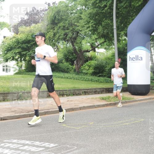 29.06.2025 - hella hamburg halbmarathon KatJ http://msf.ph/oto/8346758 29.06.2025 10:20:06 Zwischen KM18-KM19 3379, 8323 meine-sportfotos.de
