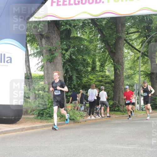 29.06.2025 - hella hamburg halbmarathon KatJ http://msf.ph/oto/8346780 29.06.2025 10:20:11 Zwischen KM18-KM19 7055 meine-sportfotos.de