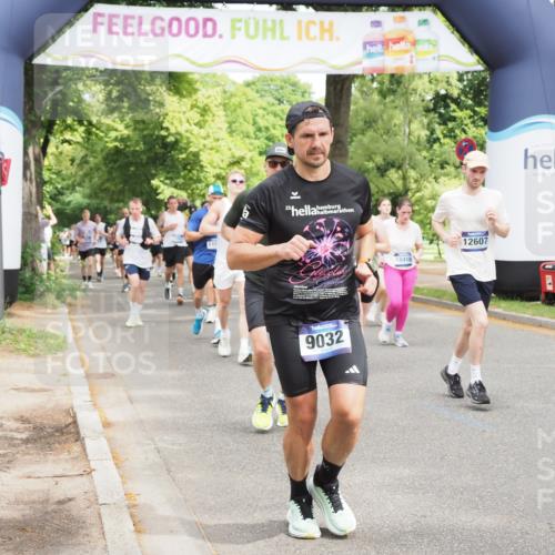 29.06.2025 - hella hamburg halbmarathon MichiJ http://msf.ph/oto/8346819 29.06.2025 10:40:41 Zwischen KM18-KM19 3334, 3999, 5077, 6723, 7918, 8335, 9032, 10724, 11009, 11333, 11689, 12607, 12910, 13033, 13865, 14239, 16467, 16780, 18418 meine-sportfotos.de