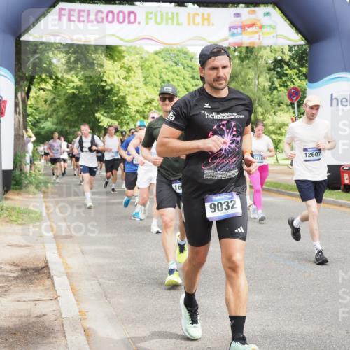 29.06.2025 - hella hamburg halbmarathon MichiJ http://msf.ph/oto/8346841 29.06.2025 10:40:41 Zwischen KM18-KM19 3334, 3999, 5077, 6723, 7918, 8335, 9032, 10724, 11009, 11333, 11689, 12607, 12910, 13033, 13865, 14239, 16467, 16780, 18418 meine-sportfotos.de