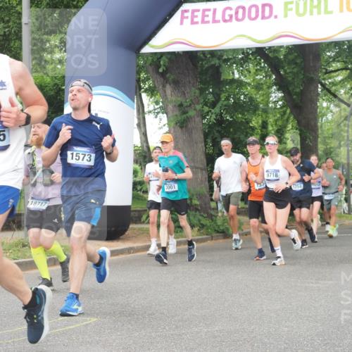 29.06.2025 - hella hamburg halbmarathon KatJ http://msf.ph/oto/8346983 29.06.2025 10:49:52 Zwischen KM18-KM19 1126, 1254, 1334, 1573, 1722, 1724, 1881, 3001, 4370, 4665, 5734 meine-sportfotos.de