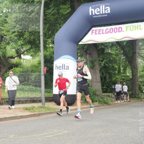 29.06.2025 - hella hamburg halbmarathon KatJ http://msf.ph/oto/8347019 29.06.2025 10:20:14 Zwischen KM18-KM19 7055 meine-sportfotos.de