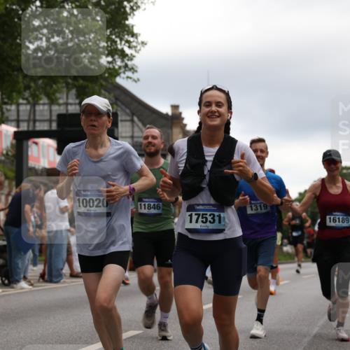 29.06.2025 - hella hamburg halbmarathon Yannick Fuchs http://msf.ph/oto/8347111 29.06.2025 10:52:29 20KM 1319, 1833, 2159, 2250, 2619, 2711, 2996, 3251, 4550, 4767, 5675, 6592, 6860, 7659, 7856, 8089, 8392, 9230, 9553, 9555, 9835, 10020, 10268, 10319, 10518, 10539, 10703, 11394, 11605, 11808, 11846, 12378, 12495, 12734, 12735, 12809, 12879, 13287, 13512, 13654, 13694, 14355, 14673, 15197, 15527, 16189, 16206, 16409, 17531, 17665, 17814, 17839, 17967, 18682, 18727, 18833, 18985, 19002, 19003 meine-sportfotos.de