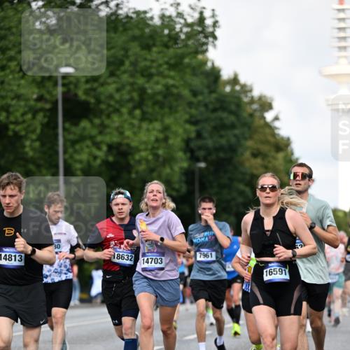 29.06.2025 - hella hamburg halbmarathon Dr. Thomas Lammeyer http://msf.ph/oto/8347326 29.06.2025 09:56:12 Kennedybrücke 1139, 1169, 1220, 1415, 1512, 1604, 2233, 3109, 3124, 3305, 4080, 4497, 4691, 4915, 5007, 5011, 5477, 6373, 7067, 7191, 7432, 7451, 7865, 7961, 8467, 8852, 9444, 10099, 10251, 10493, 10741, 10796 meine-sportfotos.de