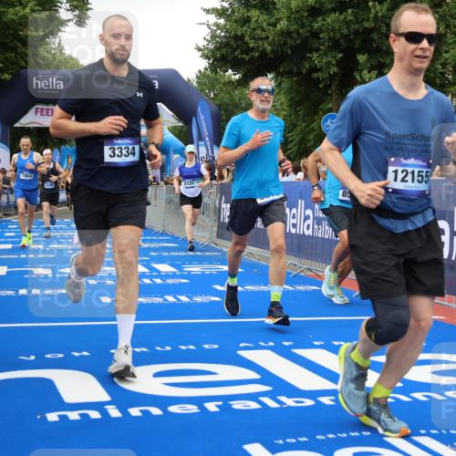 29.06.2025 - hella hamburg halbmarathon Strokosch-Dieckow http://msf.ph/oto/8347420 29.06.2025 10:53:02 Ziel 2111, 2208, 3059, 3258, 3334, 4121, 4770, 5907, 7509, 7864, 8587, 9093, 9537, 12155, 12367, 12519, 12910, 14323, 14791, 15430, 18590, 18720, 19208 meine-sportfotos.de