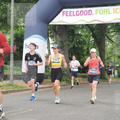 29.06.2025 - hella hamburg halbmarathon KatJ http://msf.ph/oto/8347560 29.06.2025 10:49:58 Zwischen KM18-KM19 1254, 1334, 1464, 1573, 2683, 3001, 3921, 4538, 5384 meine-sportfotos.de