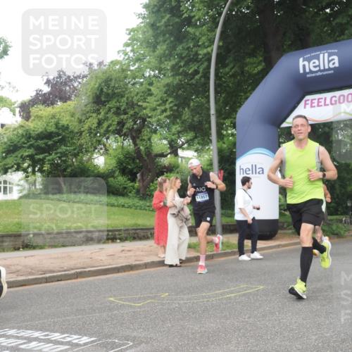 29.06.2025 - hella hamburg halbmarathon KatJ http://msf.ph/oto/8347585 29.06.2025 10:20:24 Zwischen KM18-KM19 2851, 3201, 5826, 7481 meine-sportfotos.de
