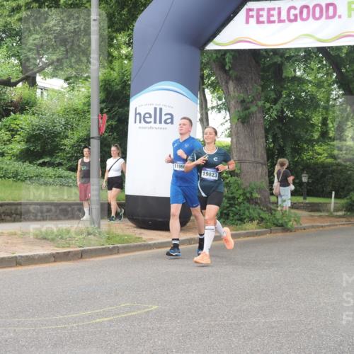 29.06.2025 - hella hamburg halbmarathon KatJ http://msf.ph/oto/8347672 29.06.2025 10:50:02 Zwischen KM18-KM19 1427, 1464, 2683, 3921, 4538, 5384 meine-sportfotos.de