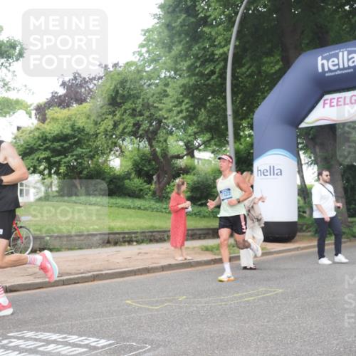 29.06.2025 - hella hamburg halbmarathon KatJ http://msf.ph/oto/8347733 29.06.2025 10:20:25 Zwischen KM18-KM19 2851, 3201, 5826, 7481 meine-sportfotos.de