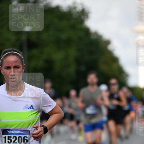 29.06.2025 - hella hamburg halbmarathon Dr. Thomas Lammeyer http://msf.ph/oto/8347797 29.06.2025 09:56:16 Kennedybrücke 1139, 1169, 1220, 1415, 1468, 1512, 2233, 3109, 3124, 4080, 4497, 4691, 4915, 5007, 5011, 5476, 5477, 7067, 7191, 7432, 7451, 7843, 7865, 7961, 8467, 8852, 10099, 10251, 10741, 10796 meine-sportfotos.de