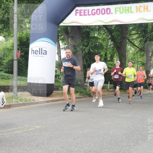 29.06.2025 - hella hamburg halbmarathon KatJ http://msf.ph/oto/8347904 29.06.2025 10:50:06 Zwischen KM18-KM19 1427, 7243 meine-sportfotos.de