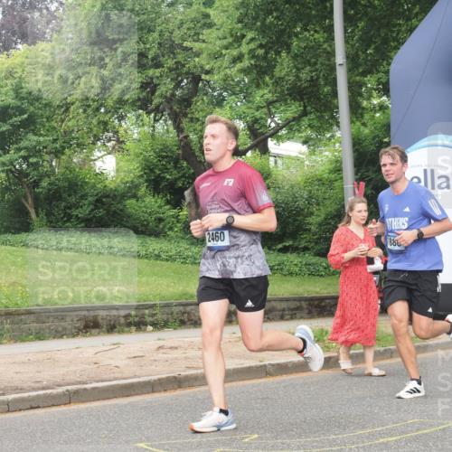 29.06.2025 - hella hamburg halbmarathon KatJ http://msf.ph/oto/8348318 29.06.2025 10:20:32 Zwischen KM18-KM19 2460, 2851, 7880 meine-sportfotos.de
