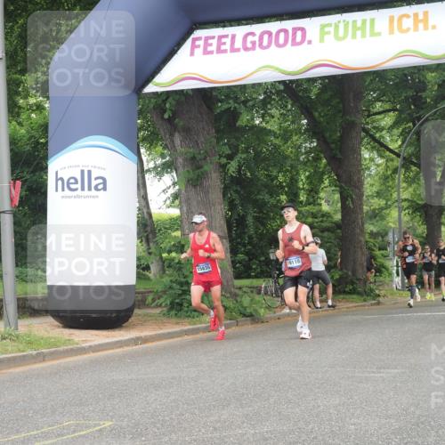 29.06.2025 - hella hamburg halbmarathon KatJ http://msf.ph/oto/8348411 29.06.2025 10:20:43 Zwischen KM18-KM19  meine-sportfotos.de